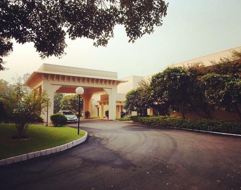 Hôtel Trident Agra à Agra  Extérieur photo